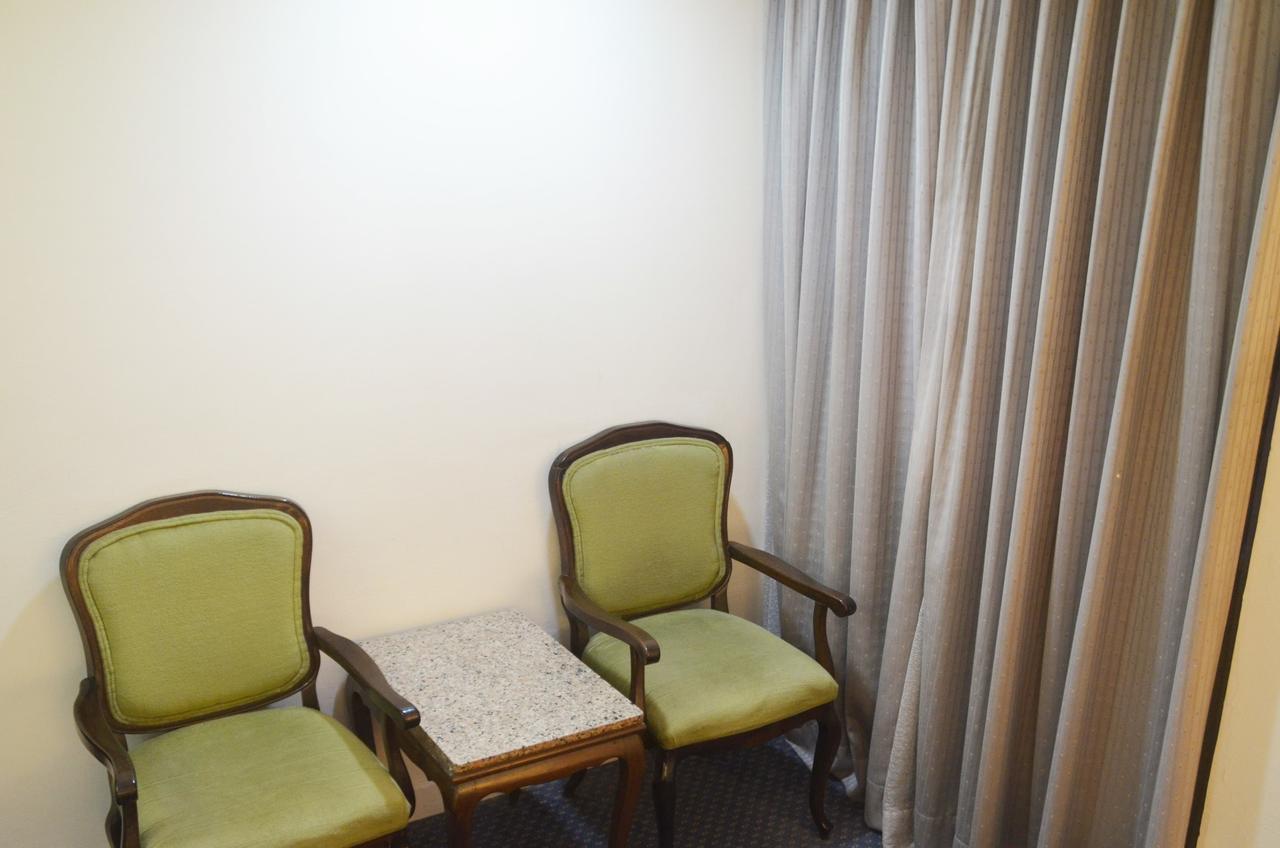 Guang Haw Hotel ไถหนาน ภายนอก รูปภาพ