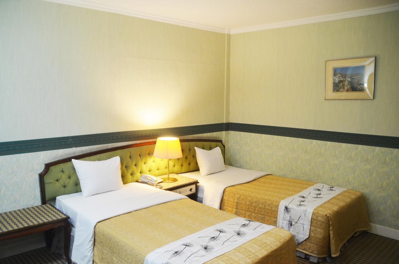 Guang Haw Hotel ไถหนาน ภายนอก รูปภาพ