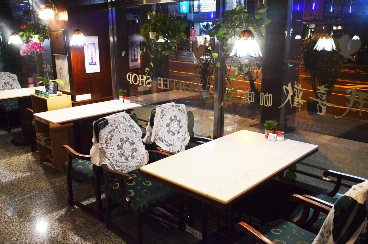 Guang Haw Hotel ไถหนาน ภายนอก รูปภาพ